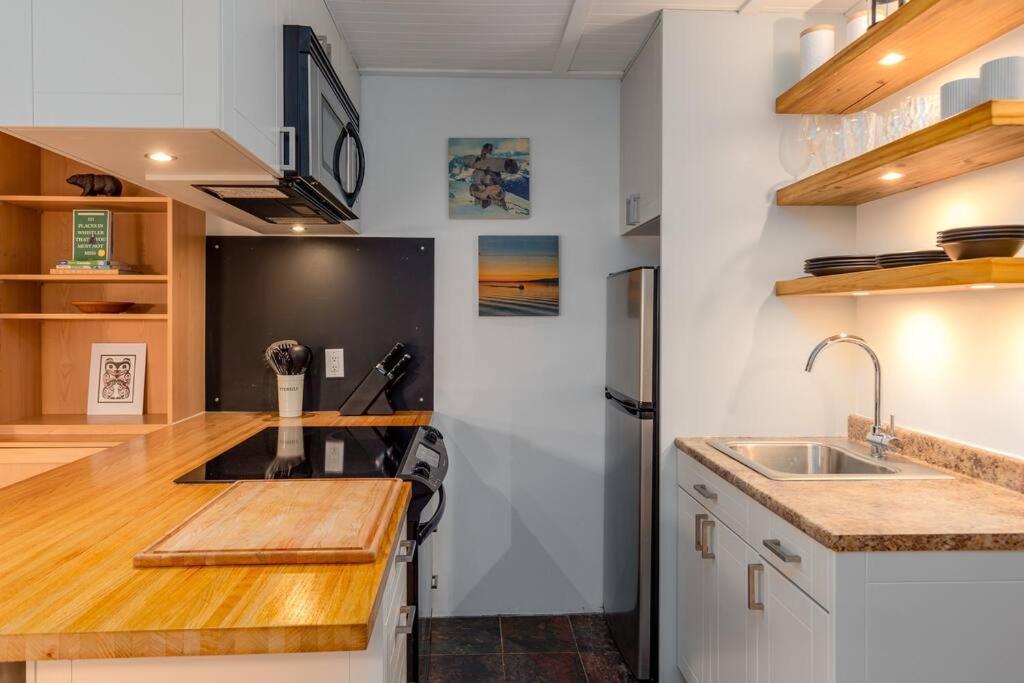 Casa Creekside - Walk To Gondola, Shops, Lakes! Whistler Extérieur photo